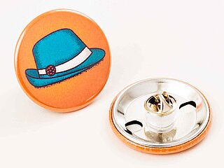 Button mit Pin-Butterfly-Verschluss 38mm rund